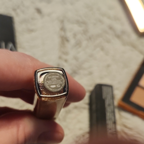 NARS Gold and Brown Lip Balm and Gloss Collection - Picture 5 of 13